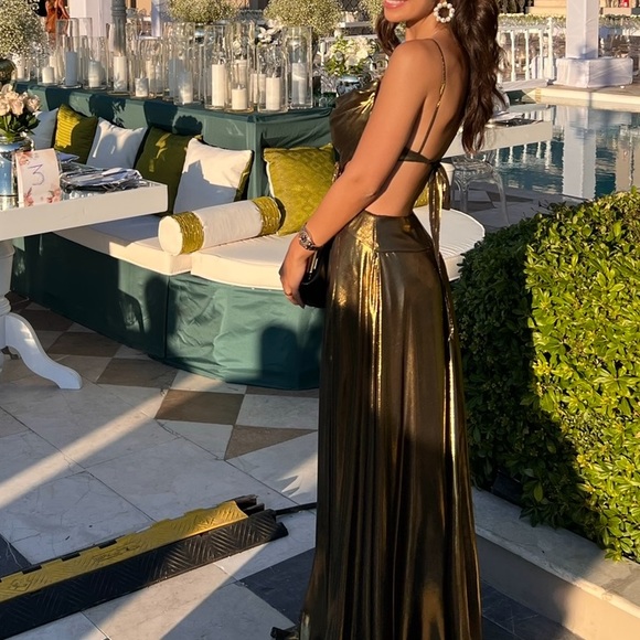 Midnight Gold Gown with embellished buckle - Picture 2 of 3